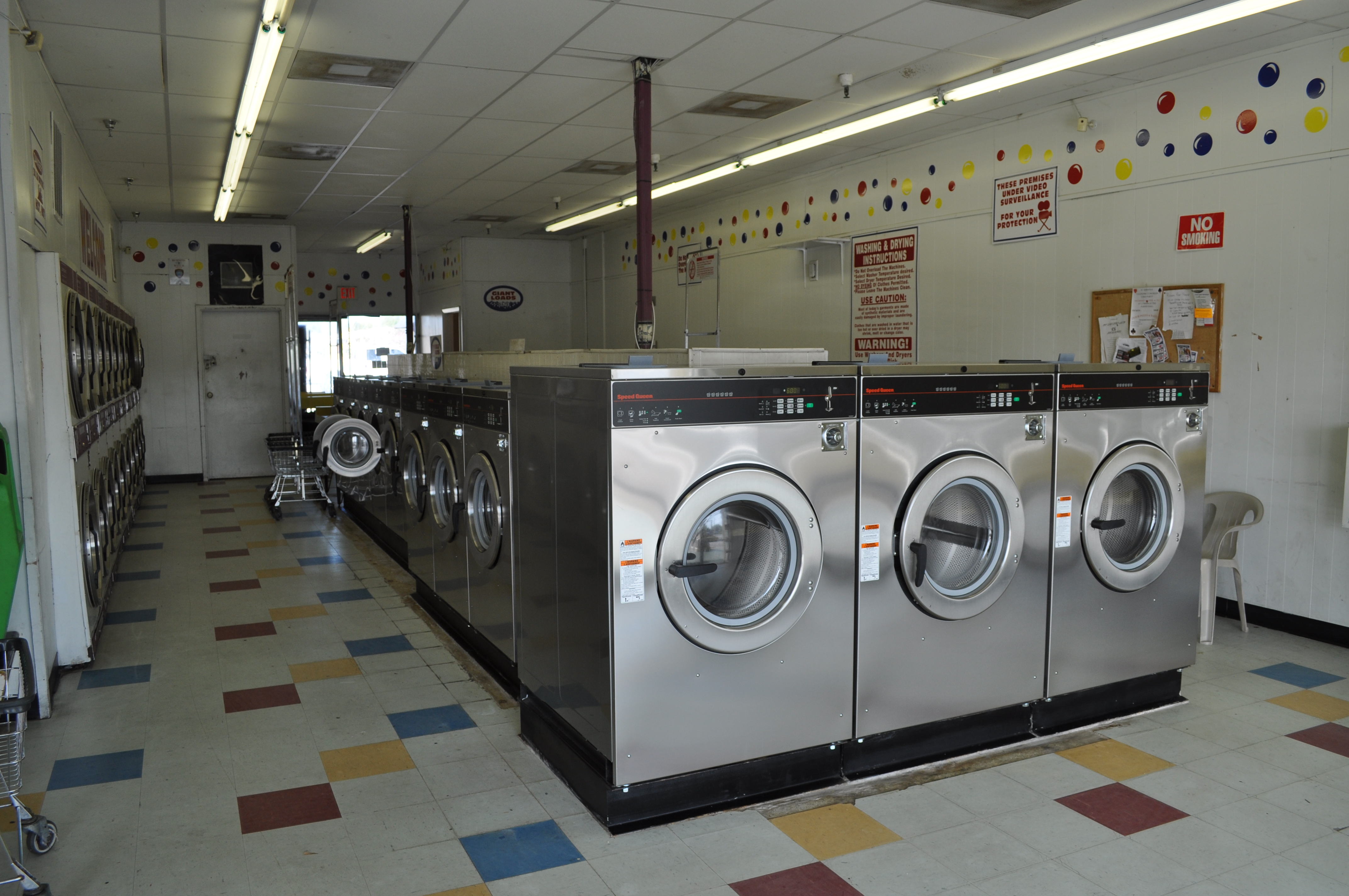 24 hour coin laundry near my location